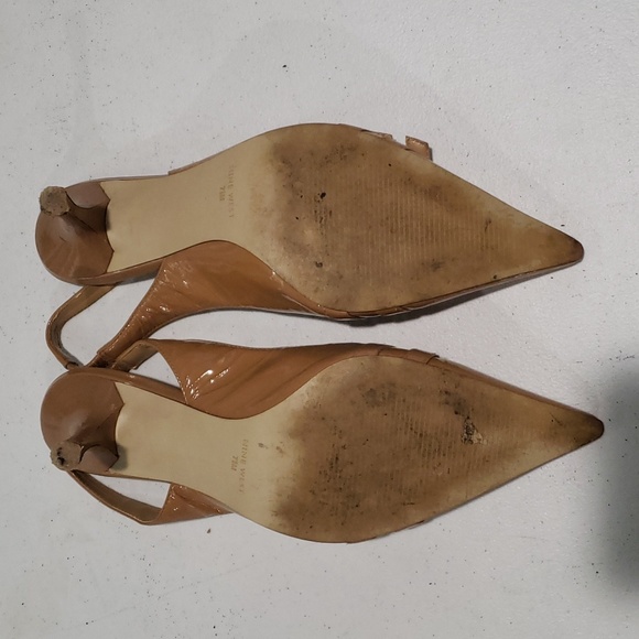 Nine West Cream Pointy Heels - Picture 10 of 11